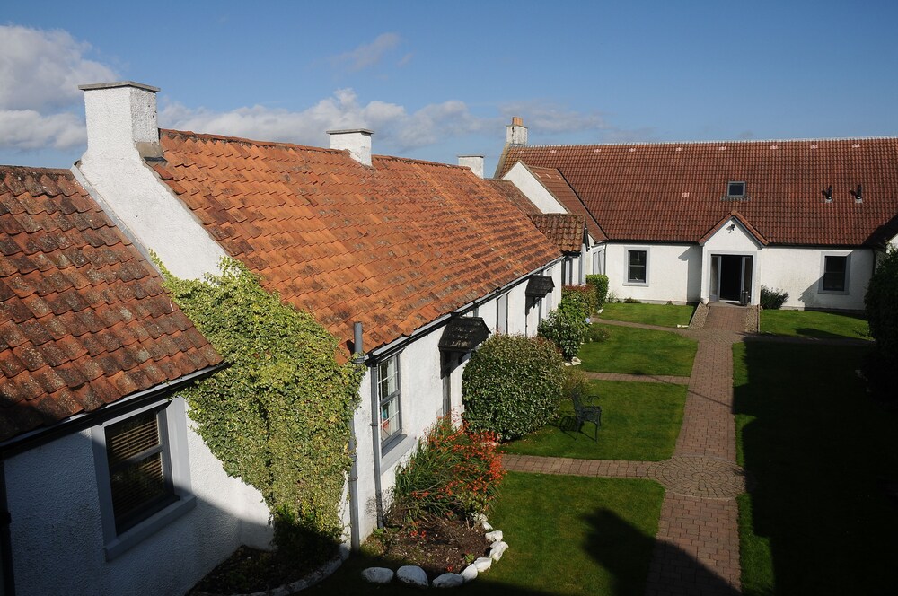 Courtyard View