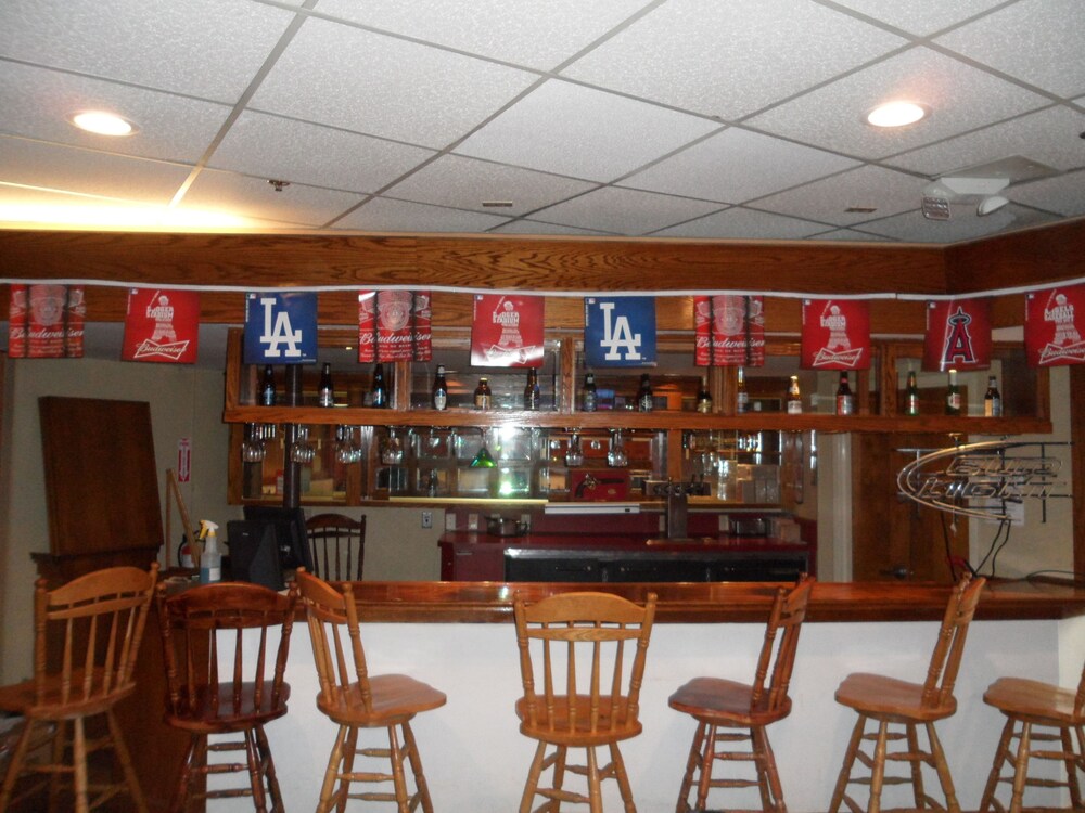 Hotel Bar