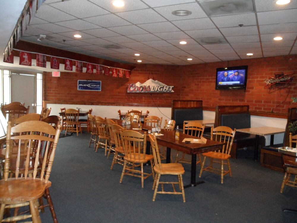 Hotel Bar