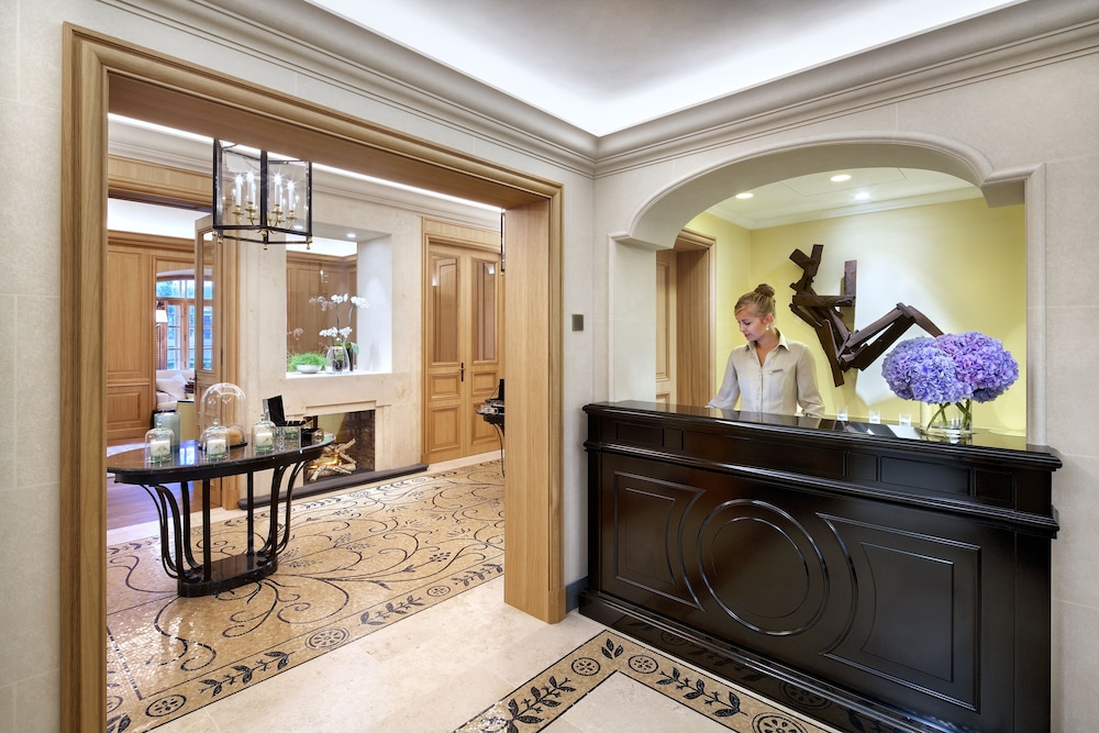 Spa Reception