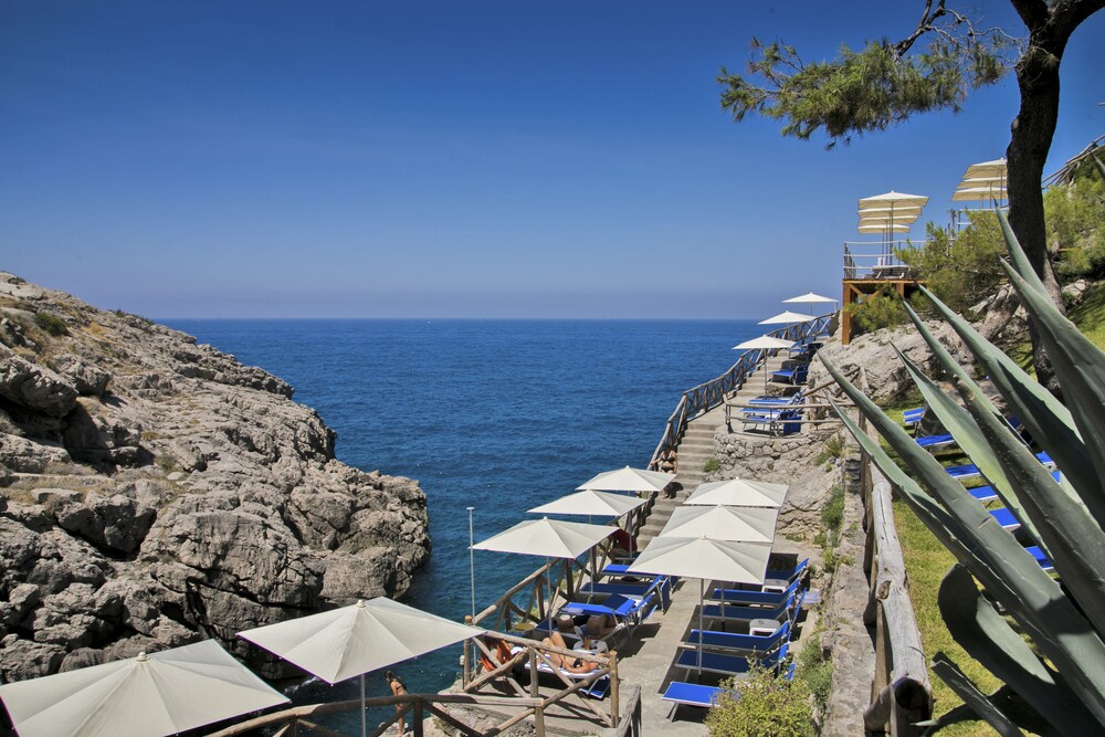 Sundeck
