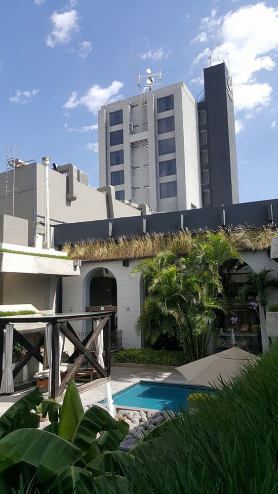 Courtyard View