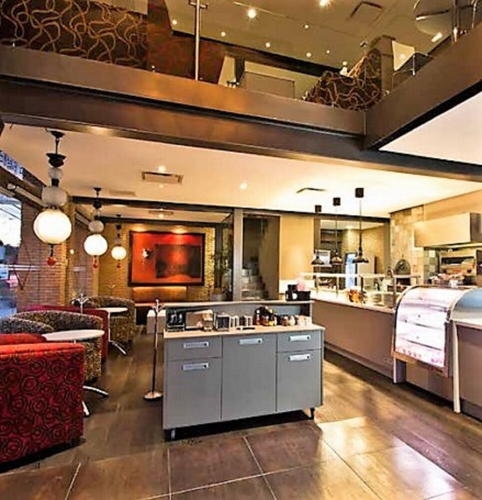 Coffee Shop