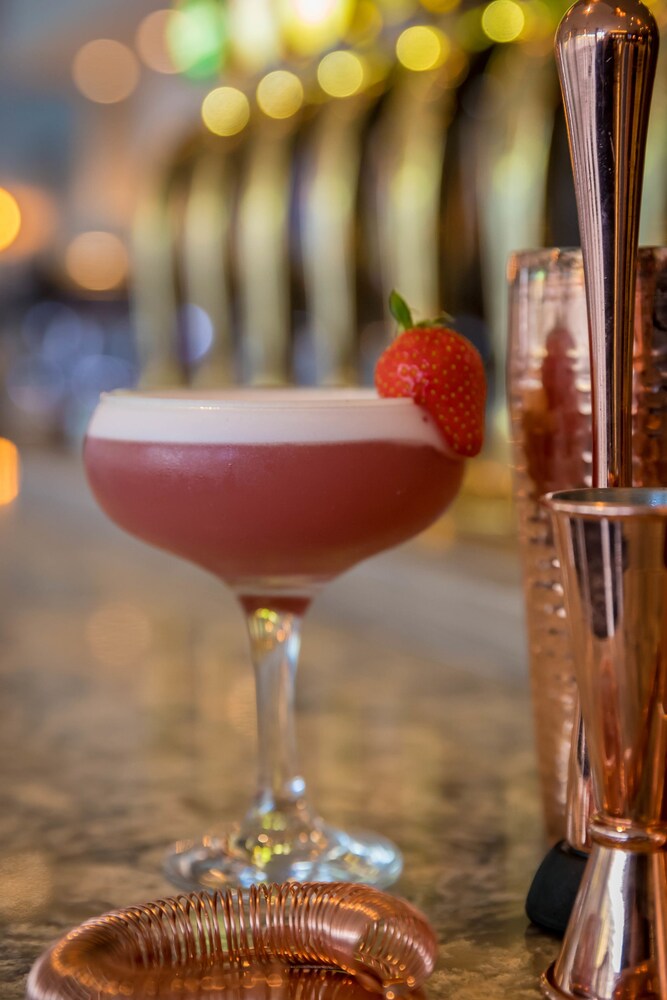 Hotel Bar