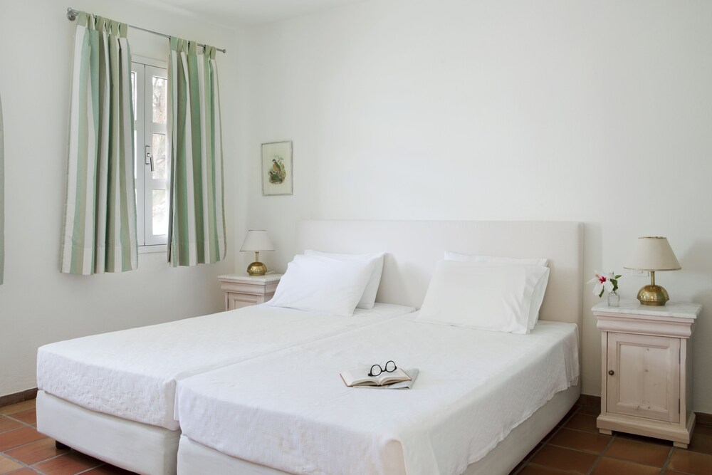 Zimmer (Familienapartment, 1 Schlafzimmer, Gartenblick)
