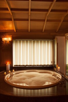 Jetted Tub