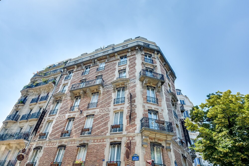 Hotel Front