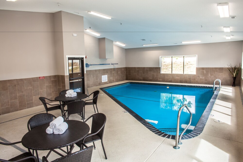 Indoor/Outdoor Pool