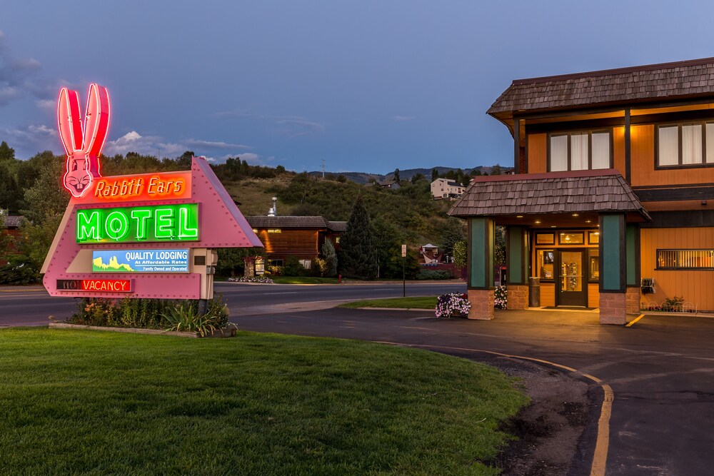 Front of property, Rabbit Ears Motel