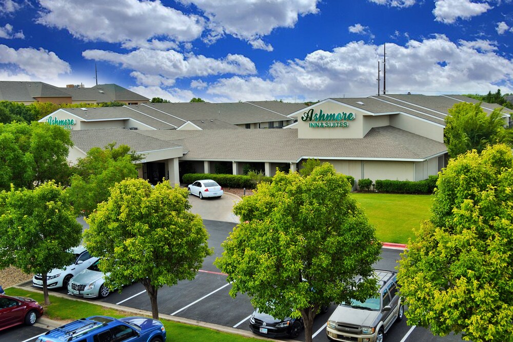 Aerial view, Ashmore Inn and Suites