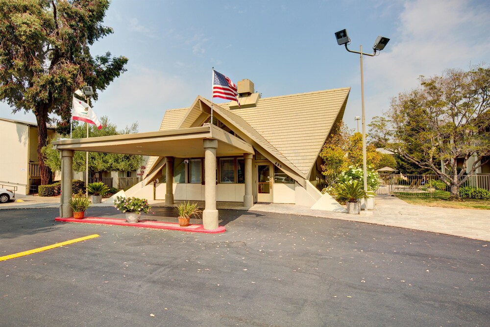 Hotel Front
