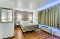 Standard Room, 1 Queen Bed, Accessible (Roll-In Shower)