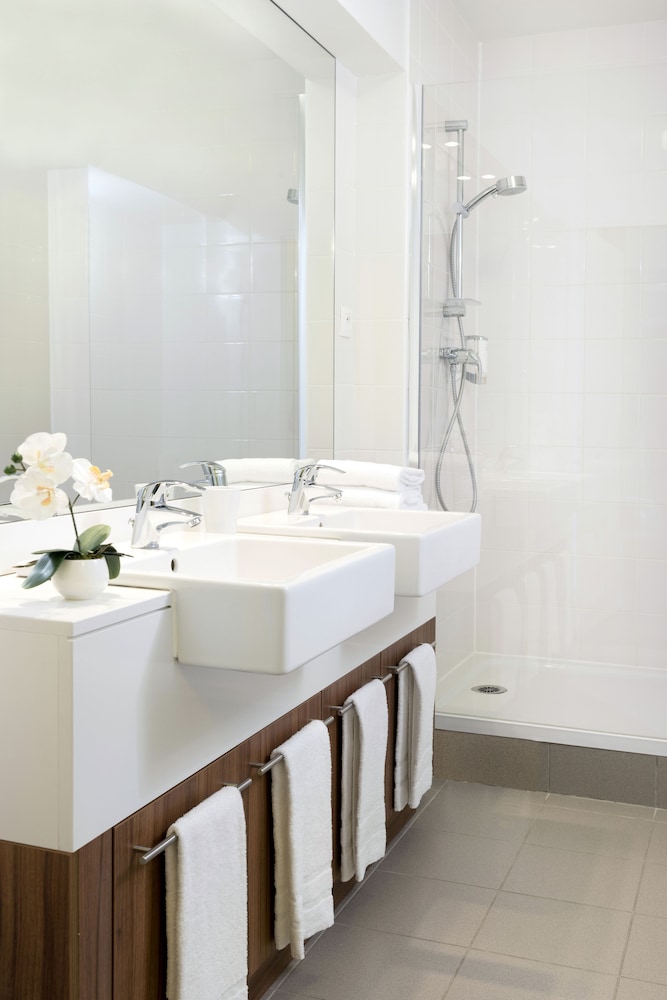 Apartment, 1 Bedroom - Bathroom
