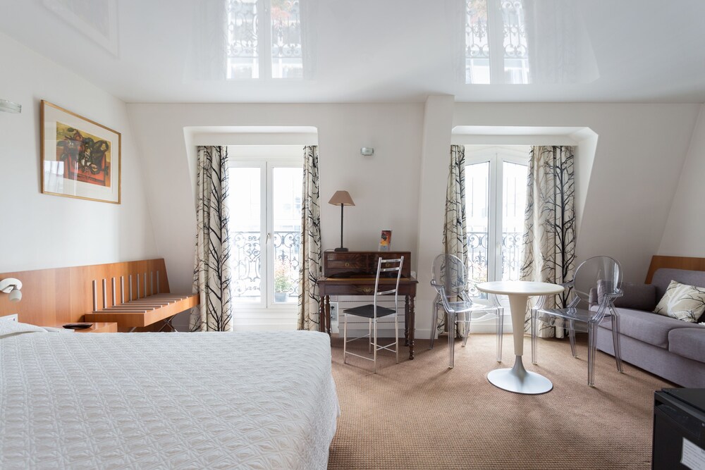 Guestroom