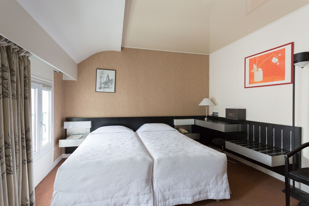 Guestroom