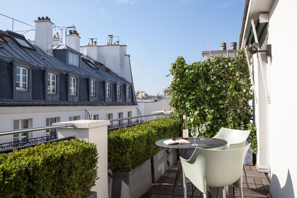 Terrace/patio, Golden Tulip Opera De Noailles