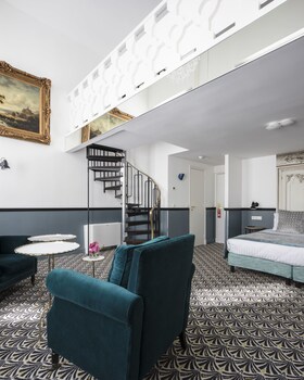 Guestroom
