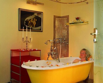 Heringsdorf Vacations - Maritim Hotel Kaiserhof - Property Image 1