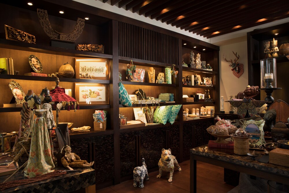 Gift Shop