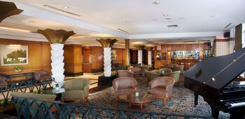Hotel Lounge
