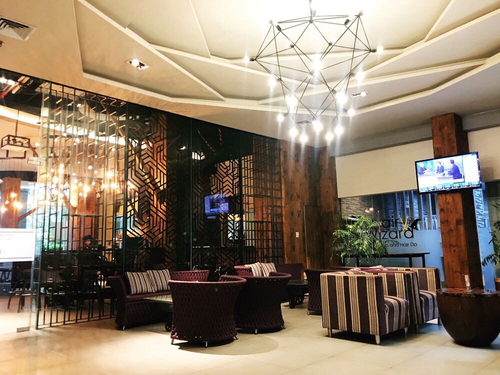 Hotel Bar