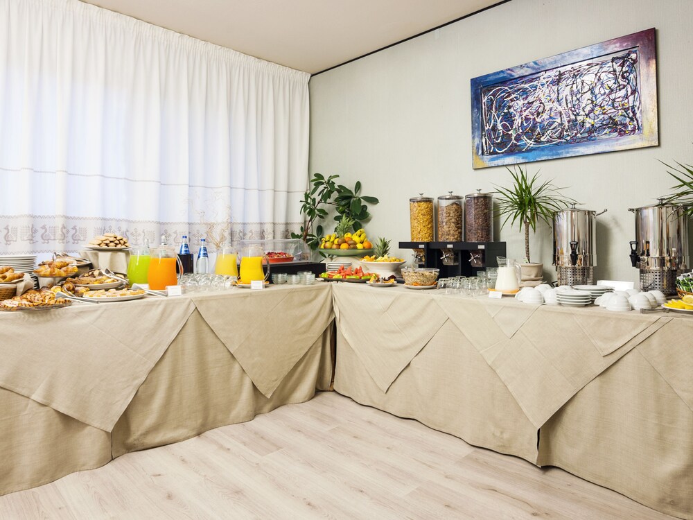 Salle de petit-déjeuner