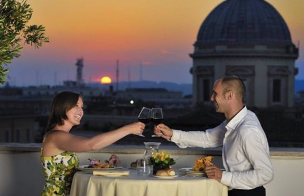 Couples Dining