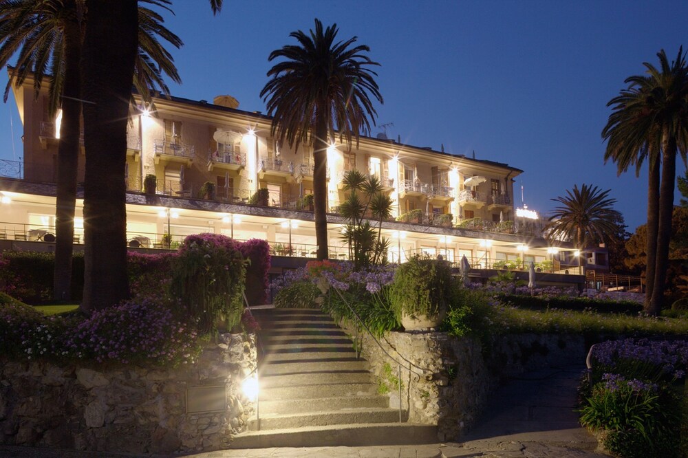 Hotel Front - Evening/Night