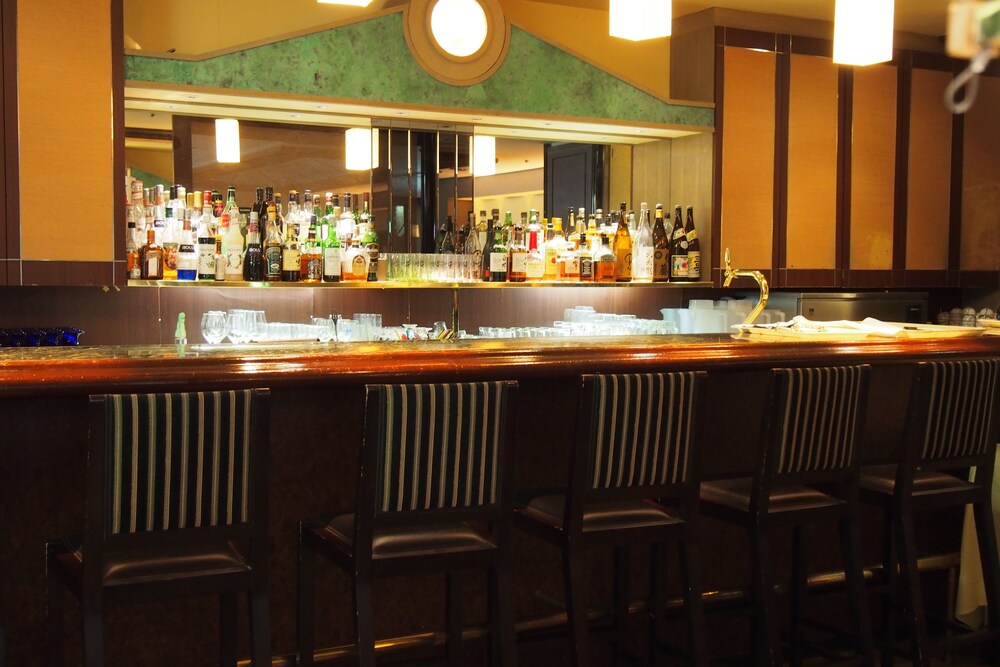 Hotel Bar