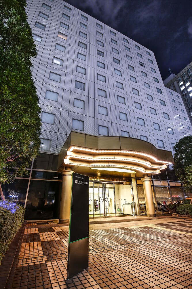 Hotel Front - Evening/Night