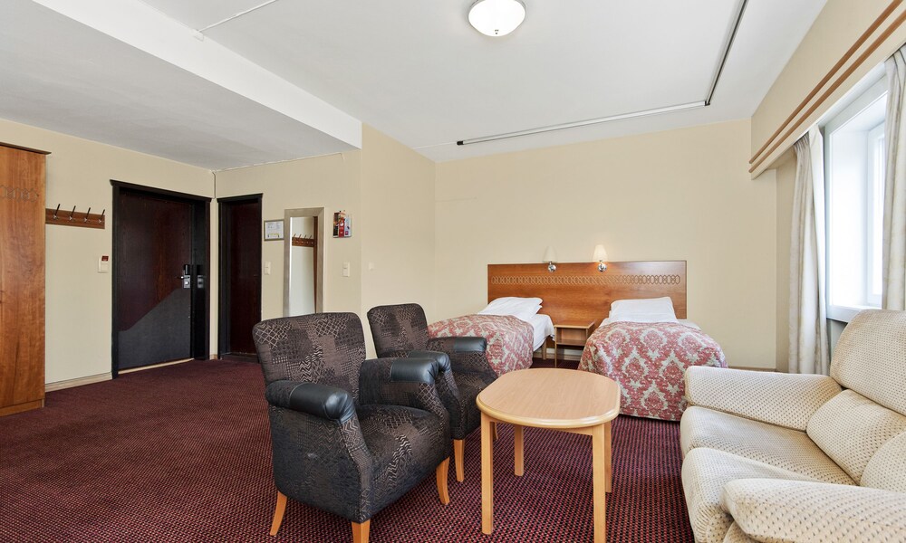 Guestroom