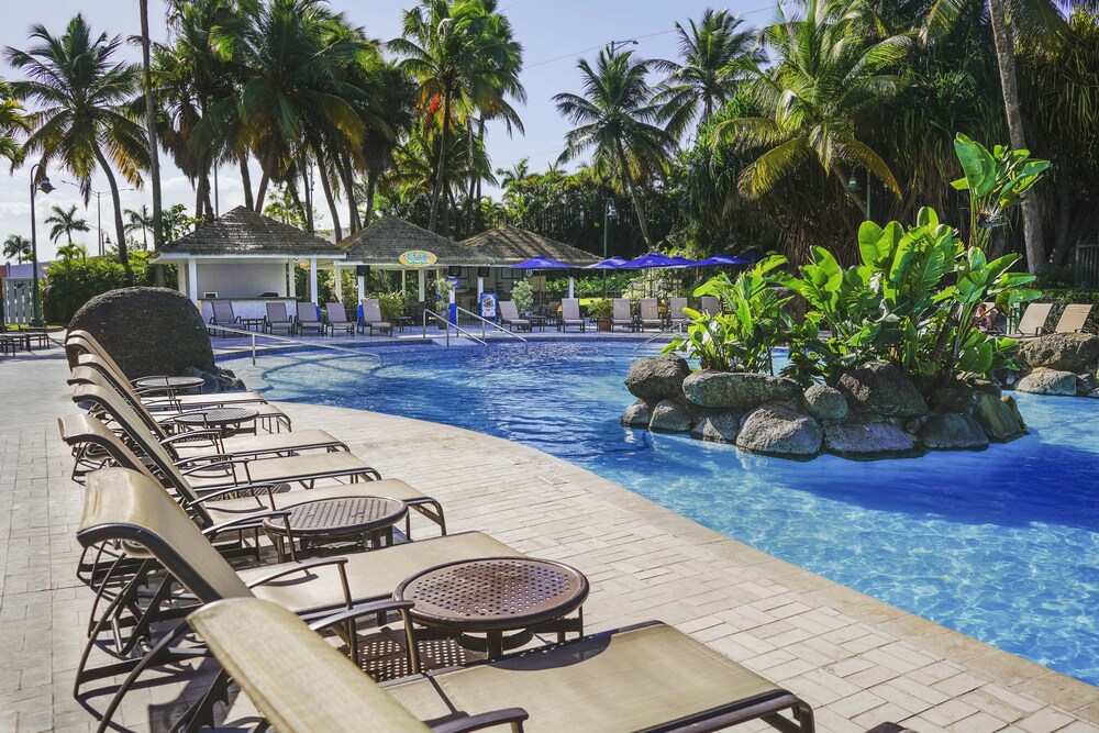 Poolside Bar