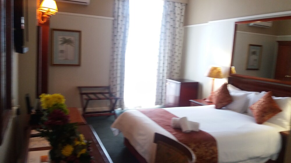 Guestroom View