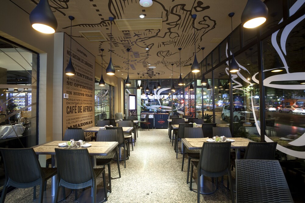 Coffee Shop