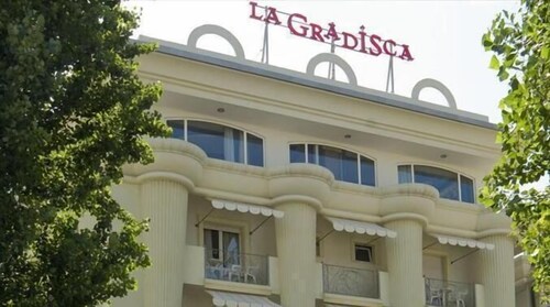 Facciata hotel