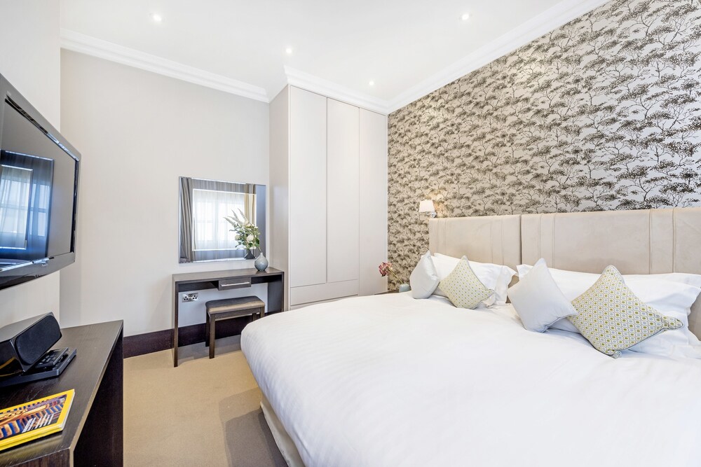 Standard Apartment, 2 Bedrooms (located in basement) - Guestroom