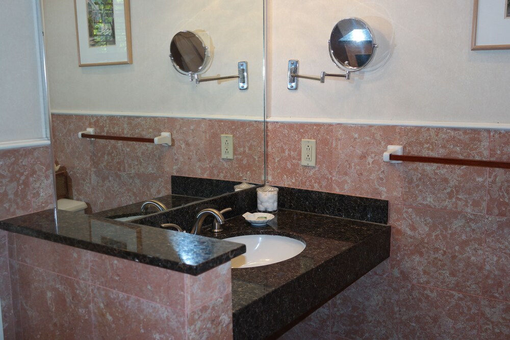 Bathroom, Heron House - Adult Only