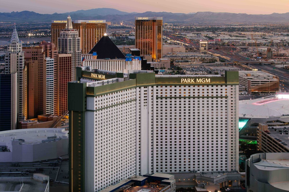 Exterior, Park MGM Las Vegas