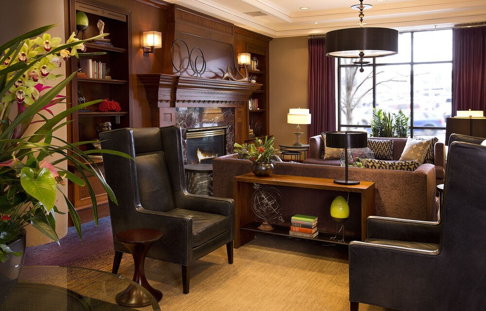 Lobby sitting area, The Paramount Hotel