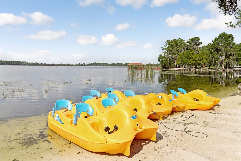 Boating, Grand Beach Resort