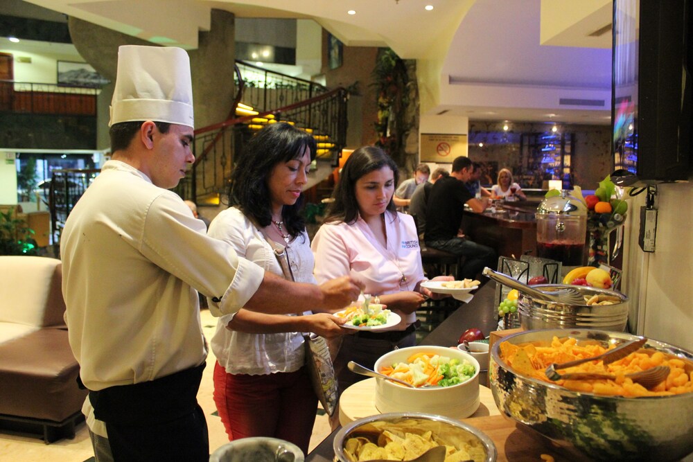 Hotel Bar