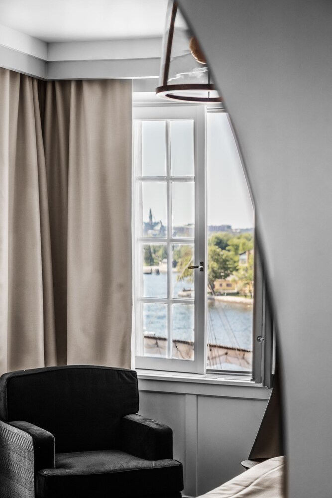 Guestroom View