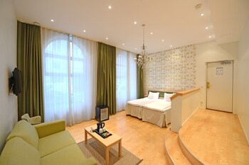 Guestroom