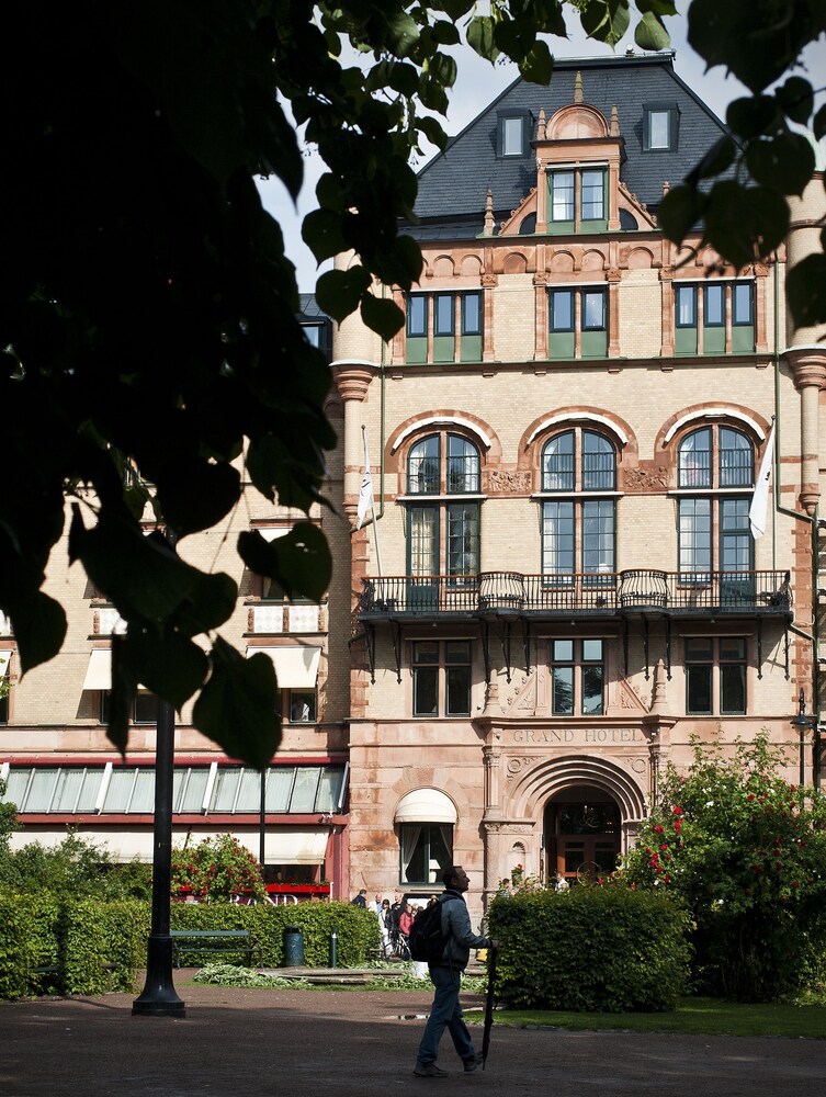 Hotel Front