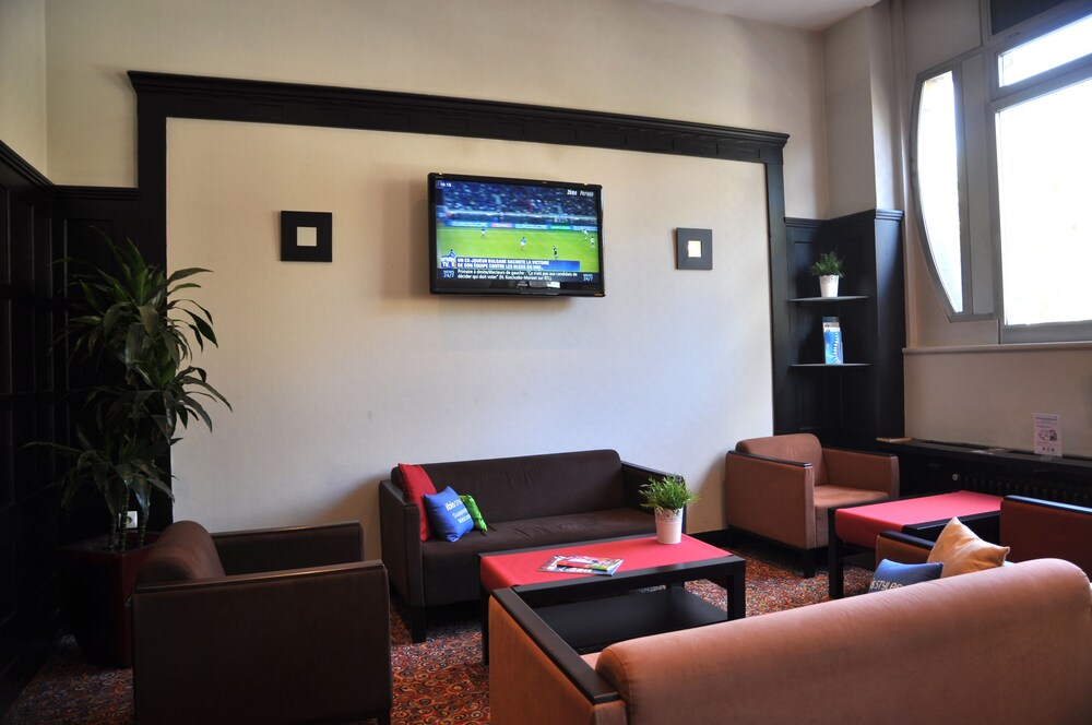 Executive Lounge
