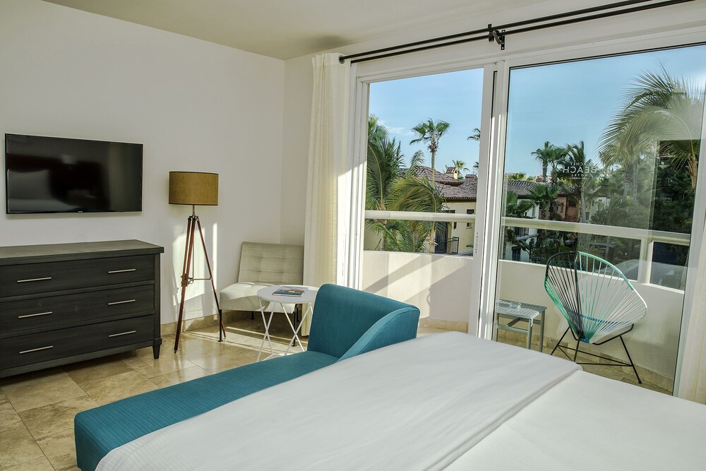 Studio Suite - Guestroom View