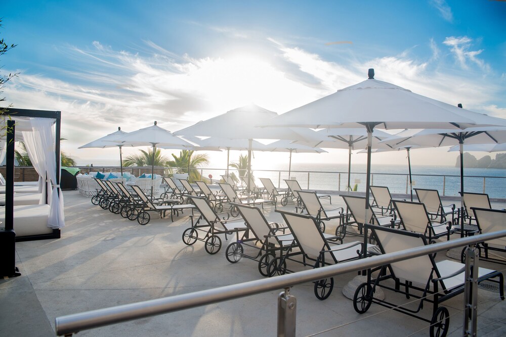 Sundeck