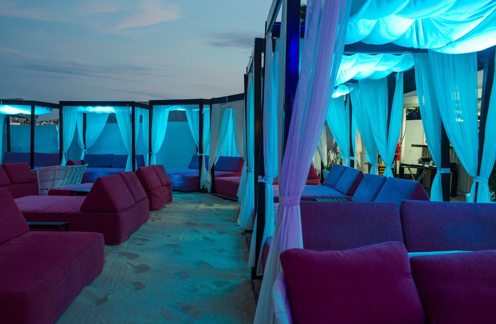 Hotel Bar