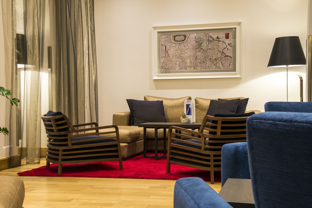 Hotel Lounge