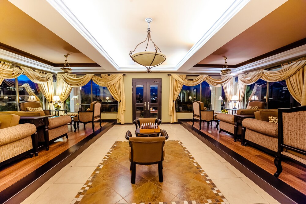 Hotel Bar